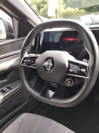 Vente en ligne Renault Megane E-Tech  EV60 220 ch super charge au prix de 25 790 €