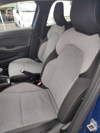 Vente en ligne Renault Clio 5 Clio TCe 90 au prix de 15 590 €