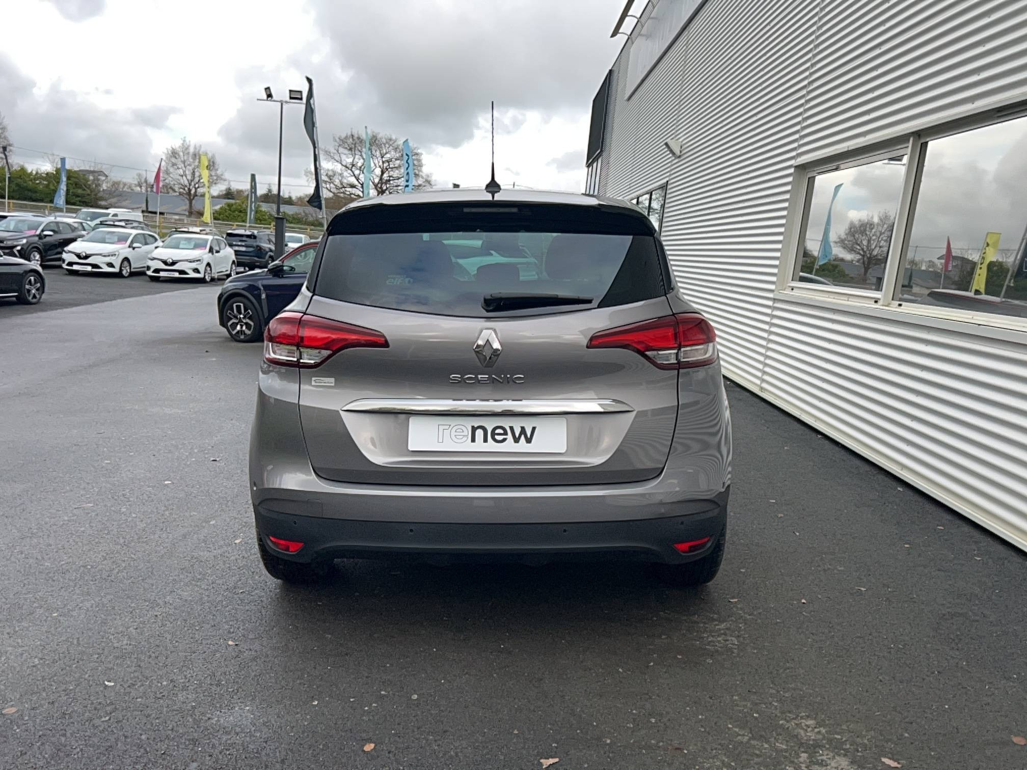 Vente en ligne Renault Scenic 4 Scenic TCe 130 Energy au prix de 12 990 €