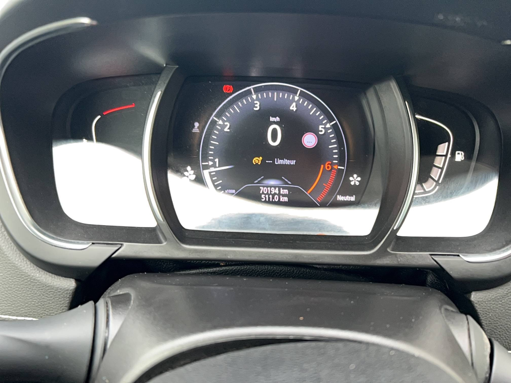 Vente en ligne Renault Scenic 4 Scenic TCe 130 Energy au prix de 12 990 €