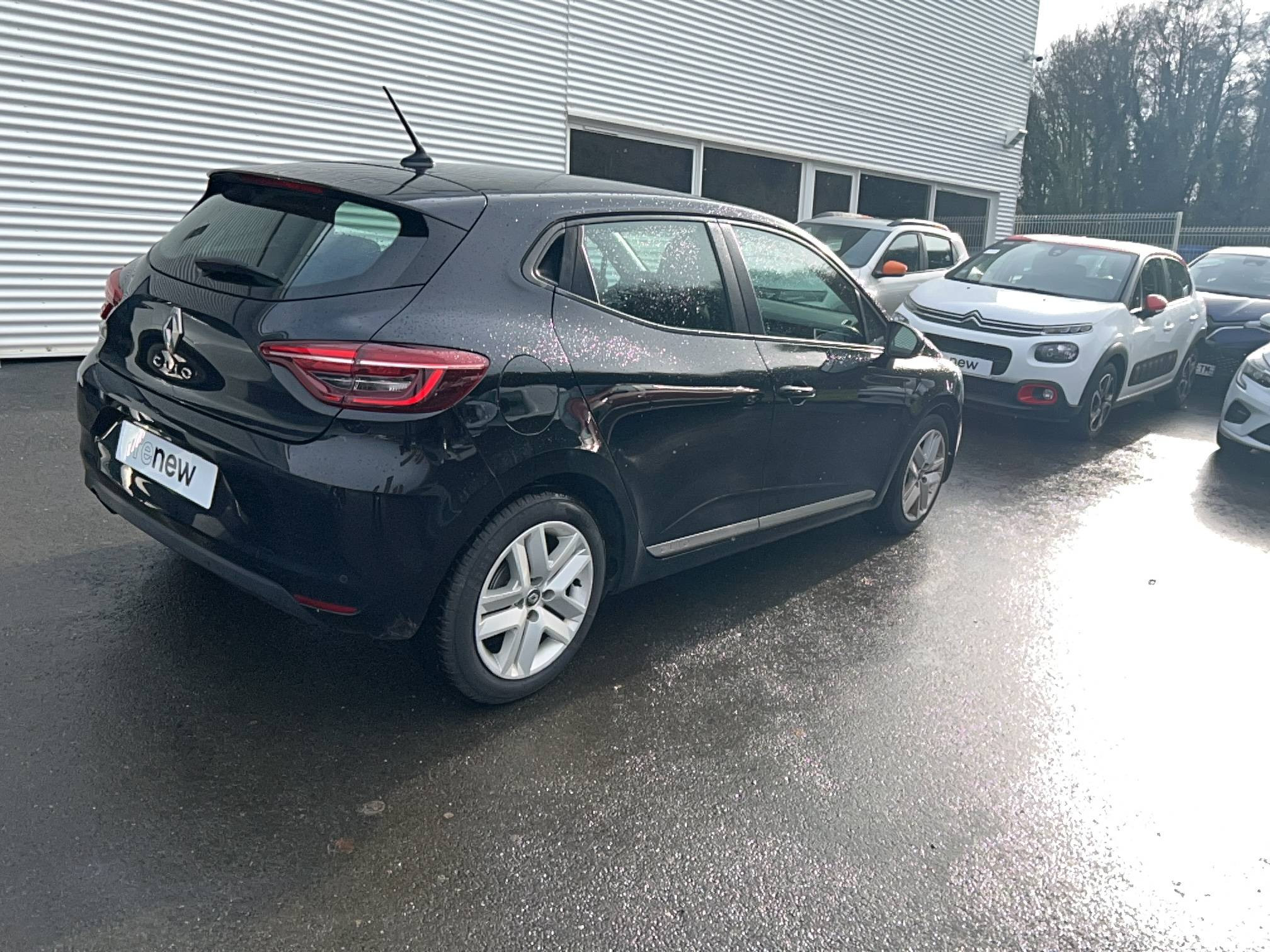 Vente en ligne Renault Clio 5 Clio Blue dCi 100 - 21N au prix de 13 990 €