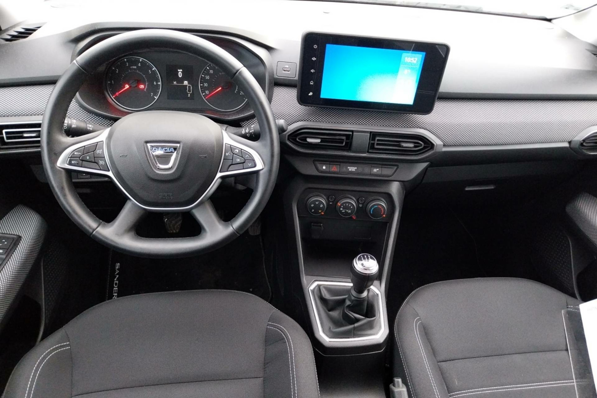 Vente en ligne Dacia Sandero 3  SCe 65 - 22 au prix de 12 590 €