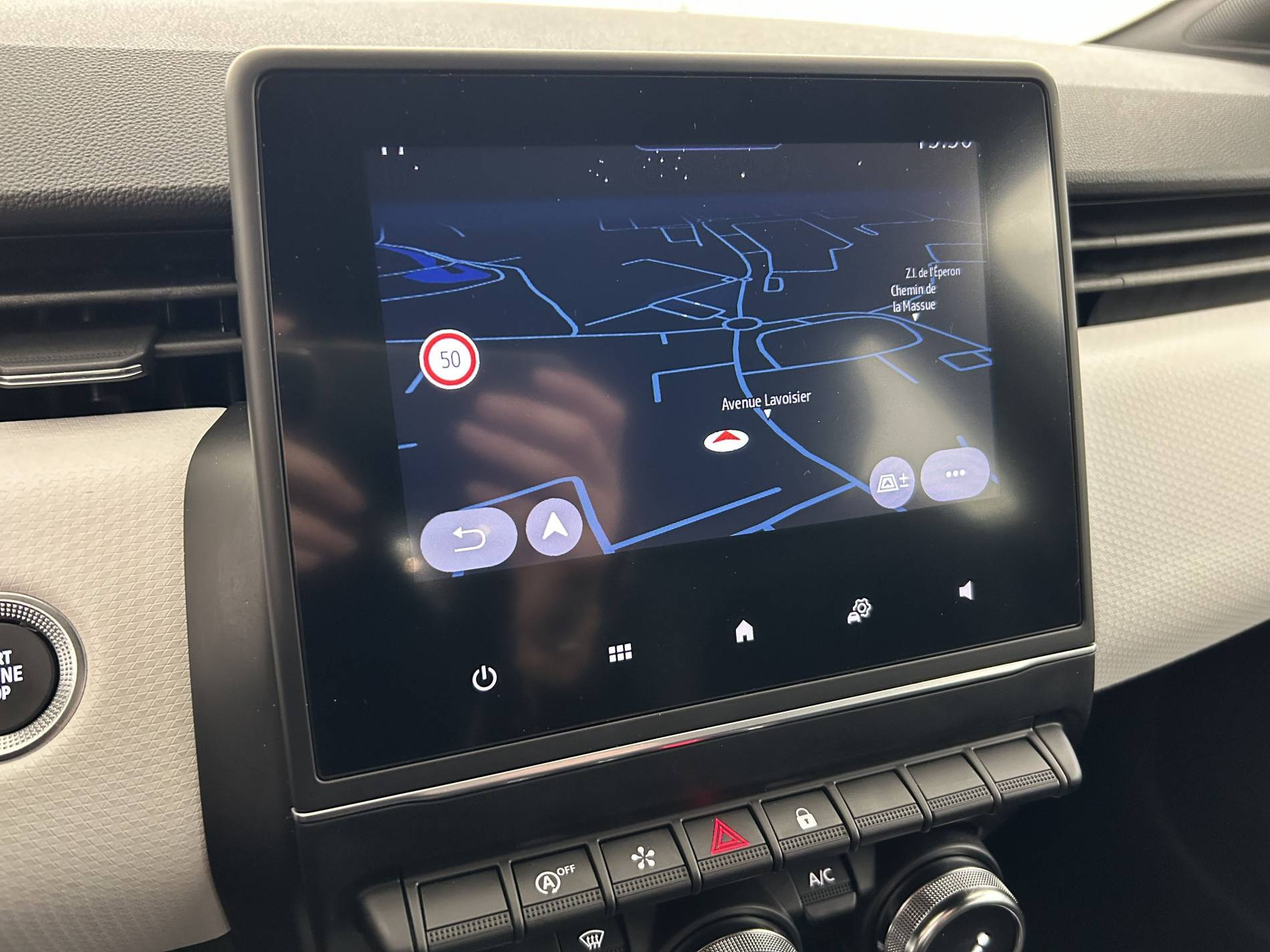 Vente en ligne Renault Clio 5 Clio TCe 90 - 21 au prix de 14 390 €