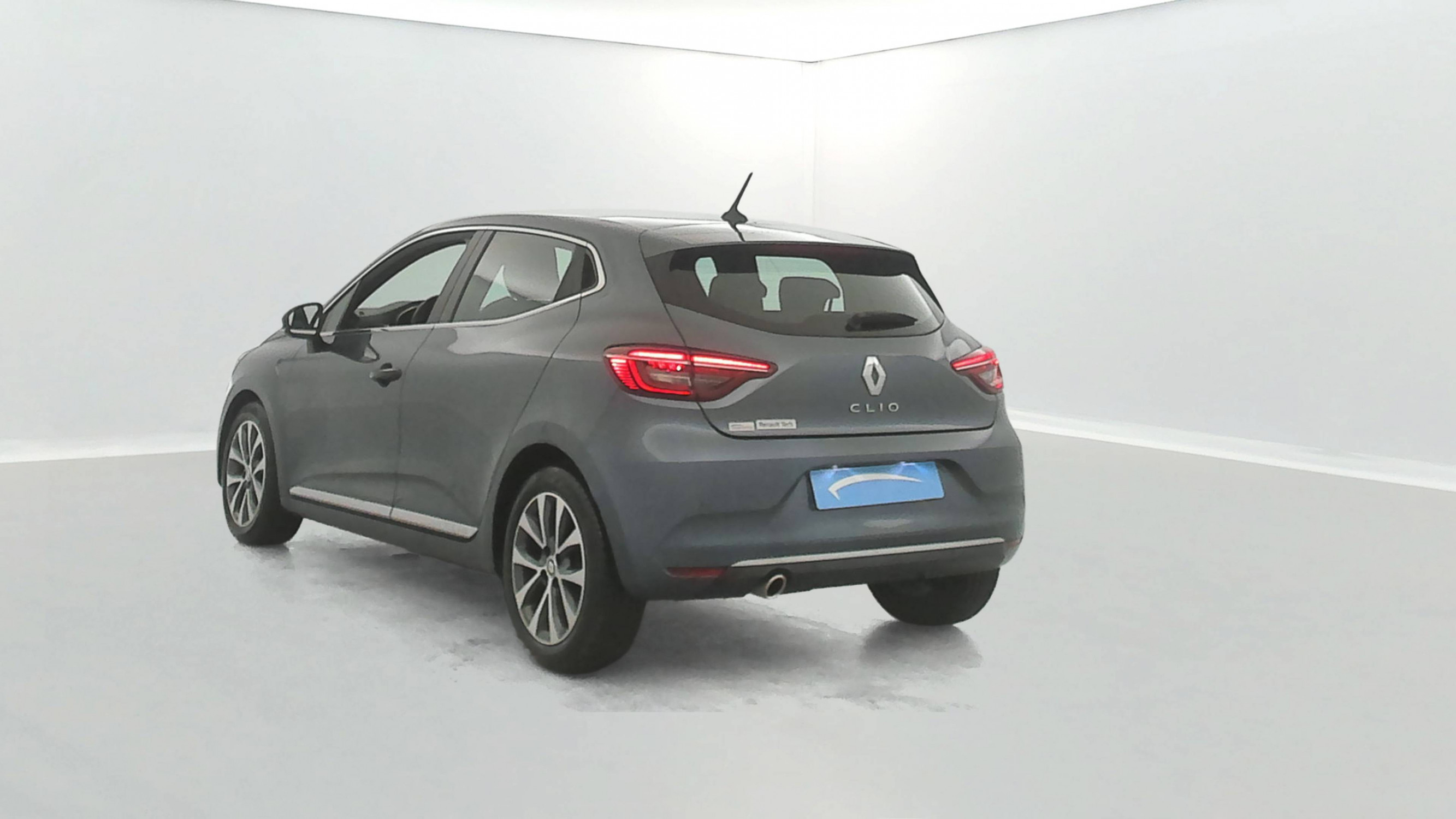 Vente en ligne Renault Clio 5 Clio TCe 90 - 21 au prix de 13 790 €