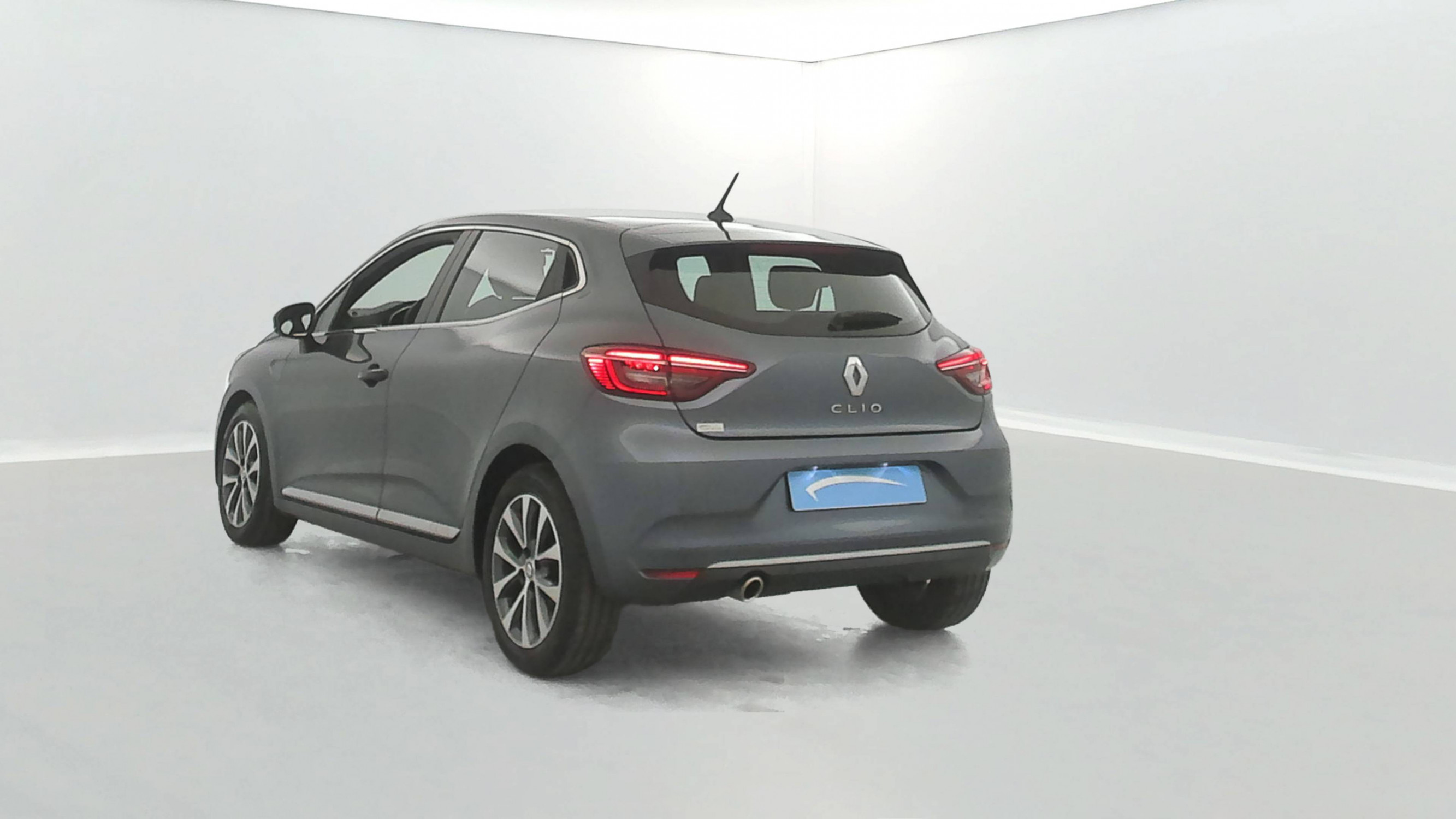 Vente en ligne Renault Clio 5 Clio TCe 90 - 21 au prix de 14 390 €