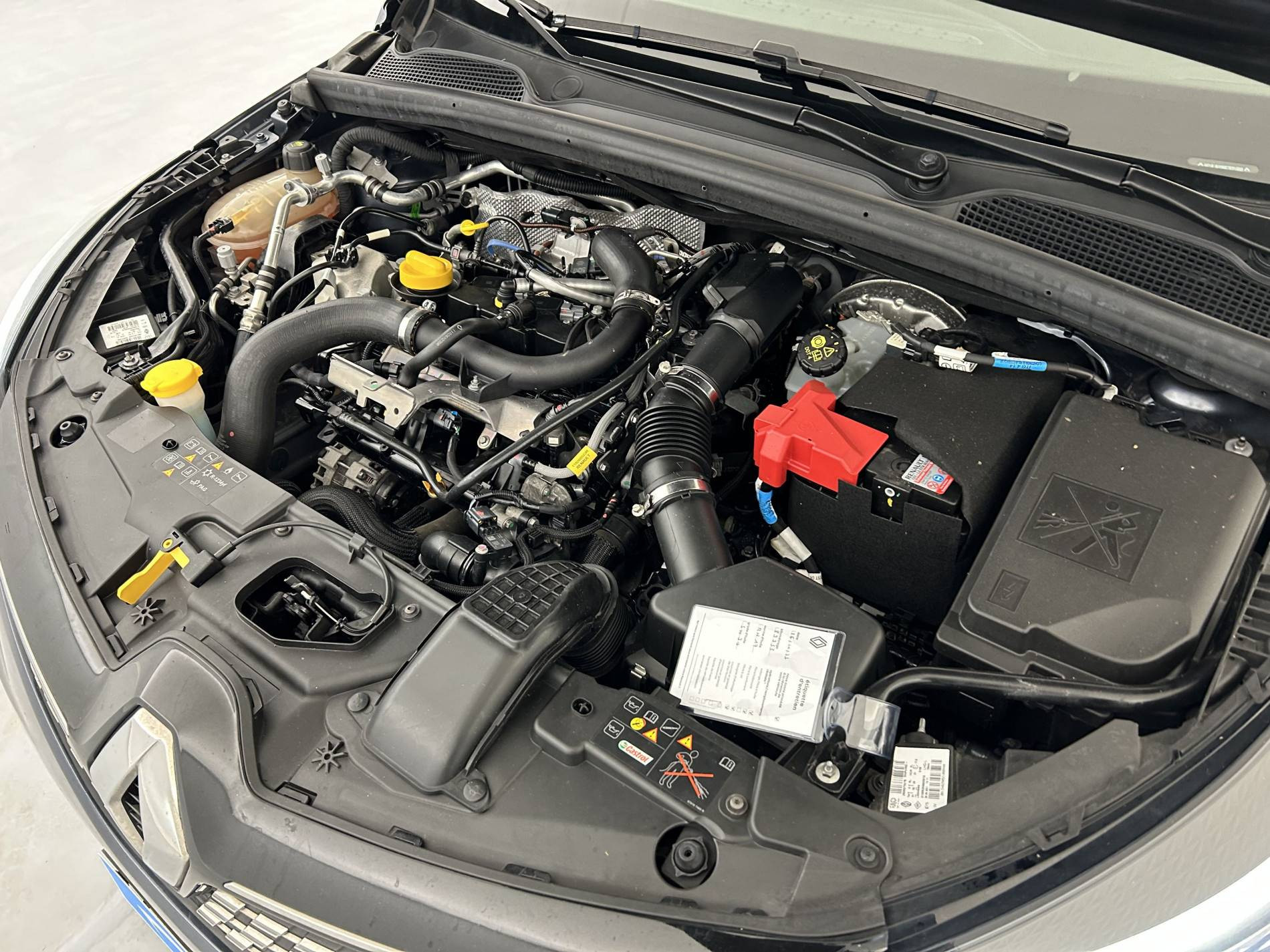 Vente en ligne Renault Clio 5 Clio TCe 90 - 21 au prix de 12 790 €