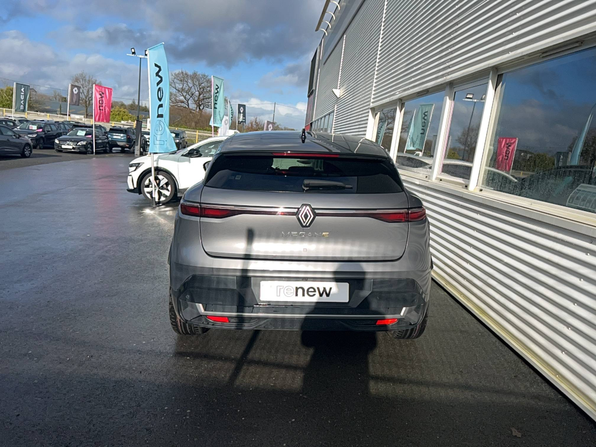 Vente en ligne Renault Megane E-Tech  EV60 220 ch super charge au prix de 22 590 €