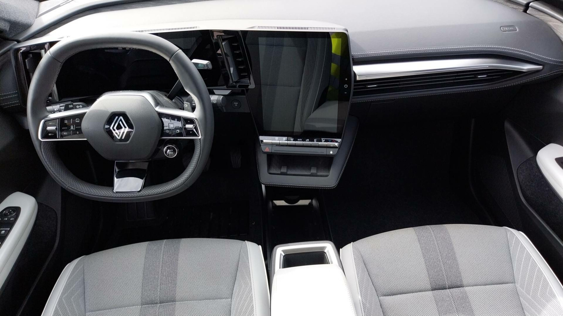 Vente en ligne Renault Scenic E-Tech  220 ch grande autonomie au prix de 36 991 €