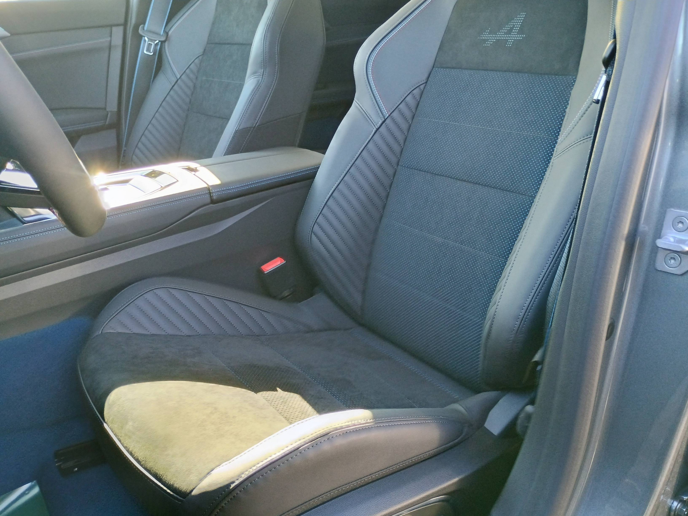 Vente en ligne Renault Rafale  hyper hybrid E-Tech 4x4 300 au prix de 55 700 €