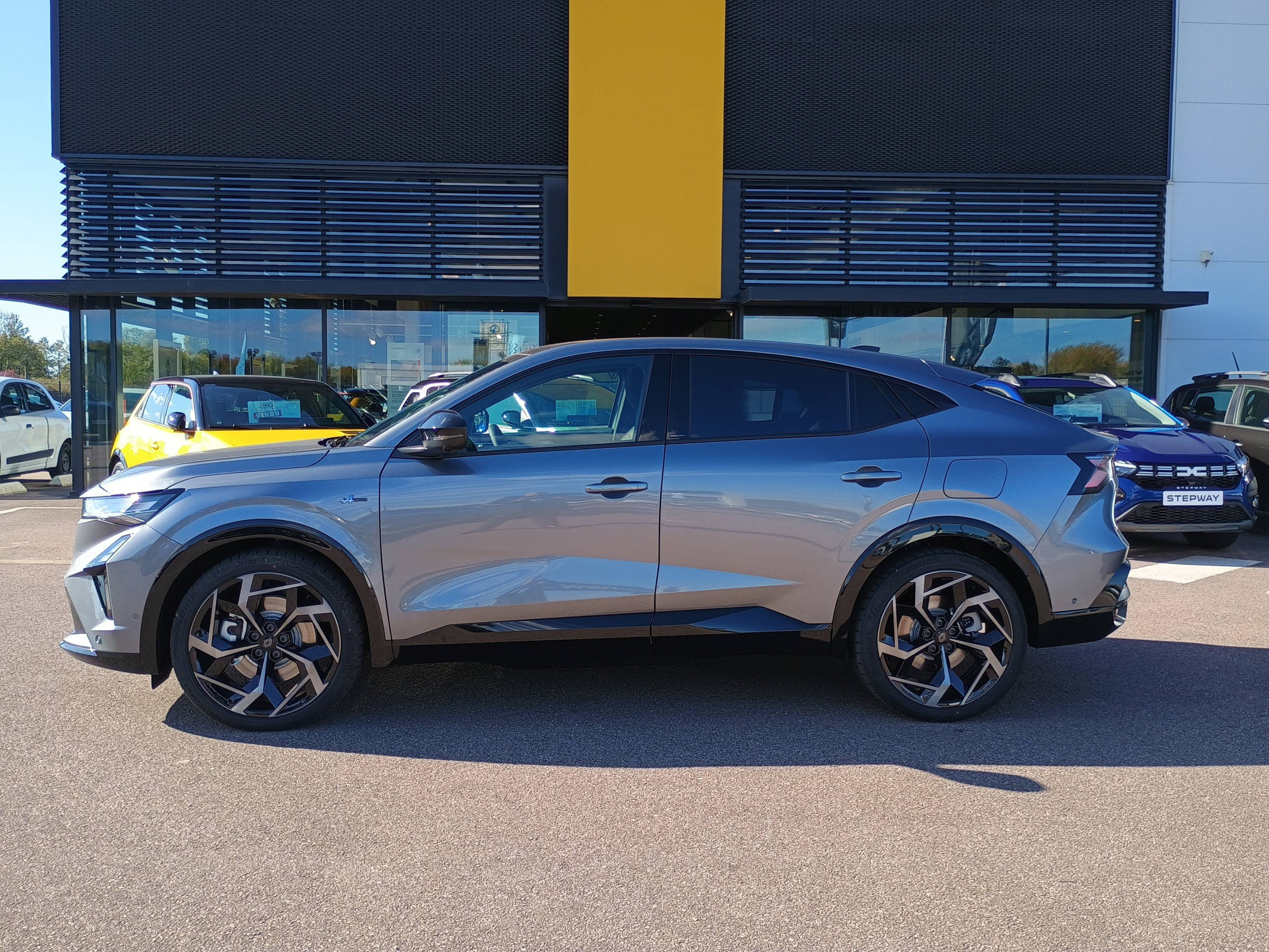 Vente en ligne Renault Rafale  hyper hybrid E-Tech 4x4 300 au prix de 55 700 €