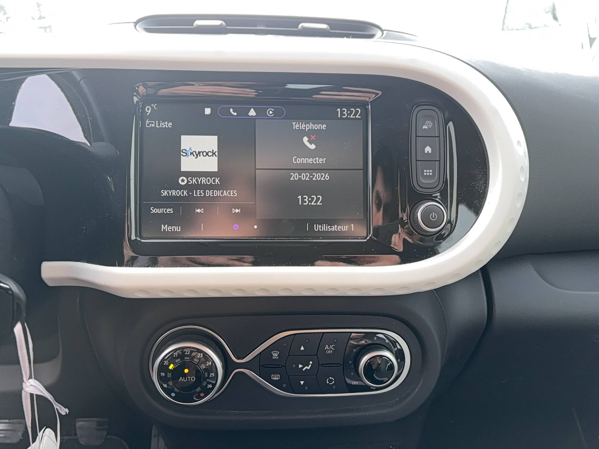 Vente en ligne Renault Twingo 3  SCe 65 au prix de 13 290 €