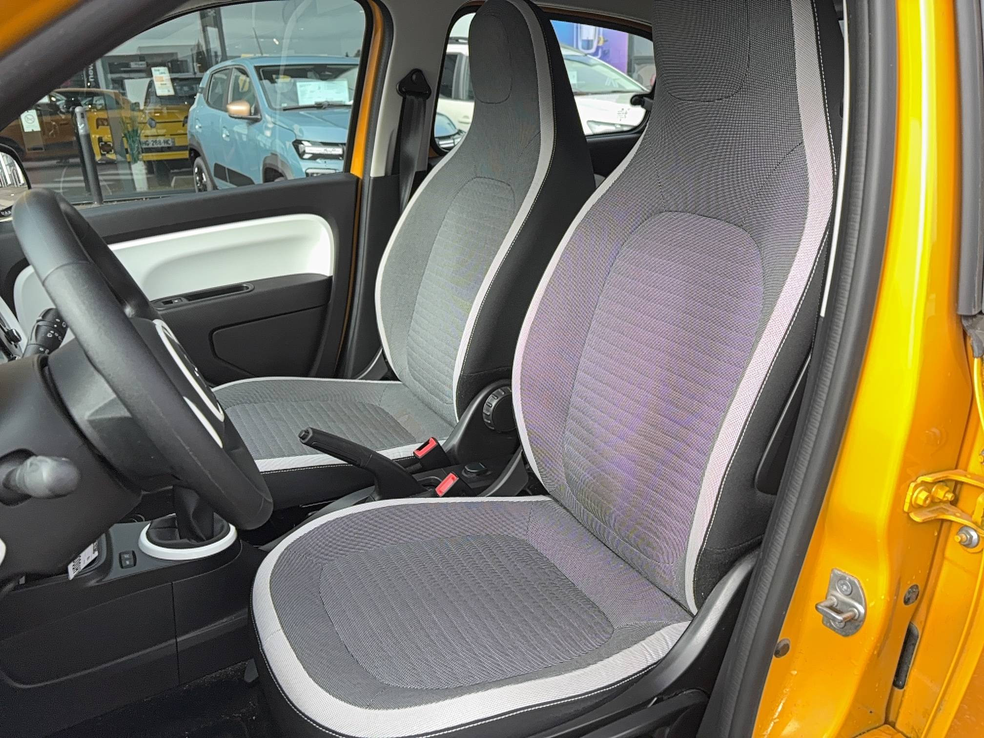 Vente en ligne Renault Twingo 3  SCe 65 au prix de 13 290 €