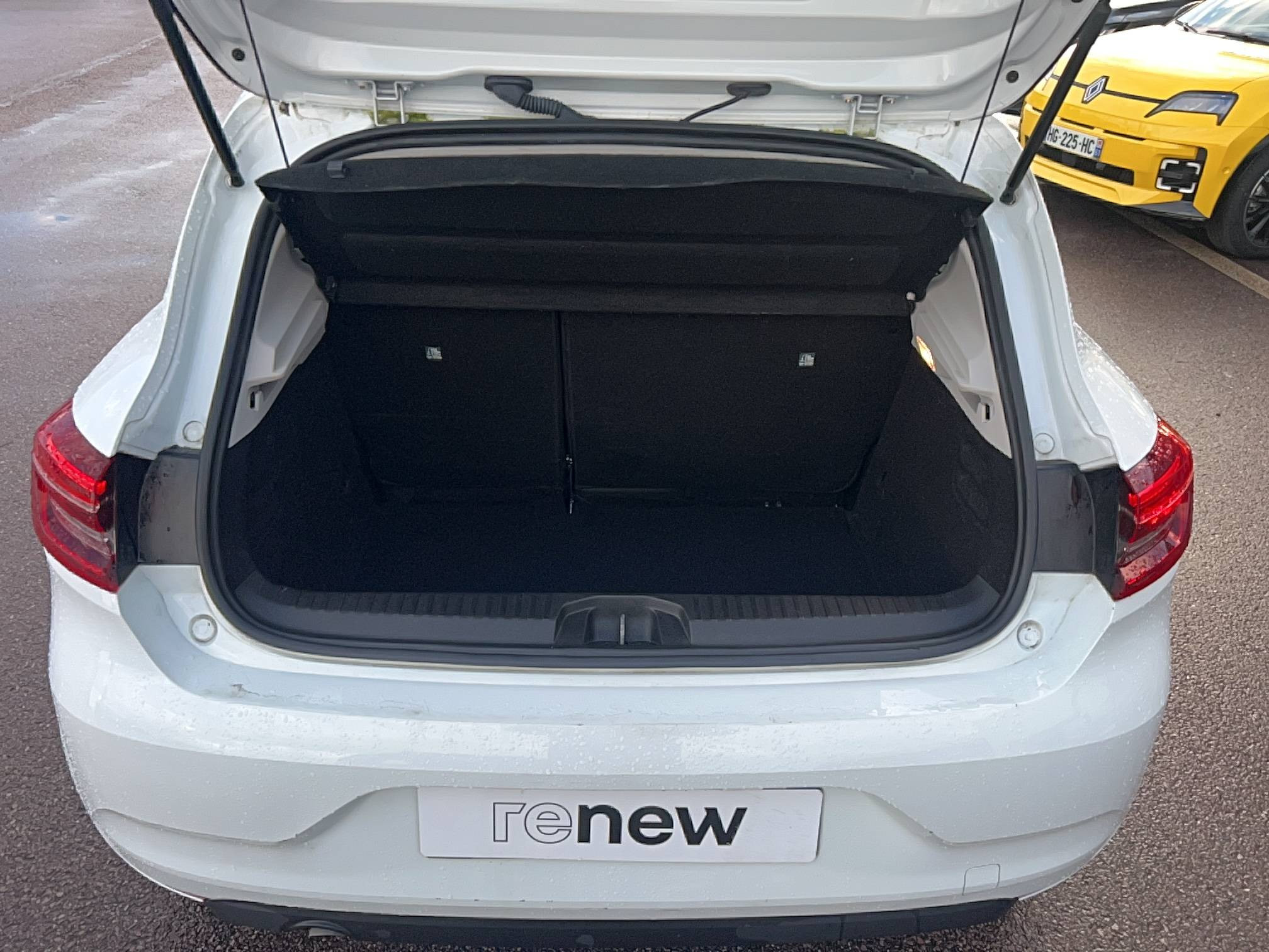 Vente en ligne Renault Clio 5 Clio SCe 65 au prix de 13 191 €