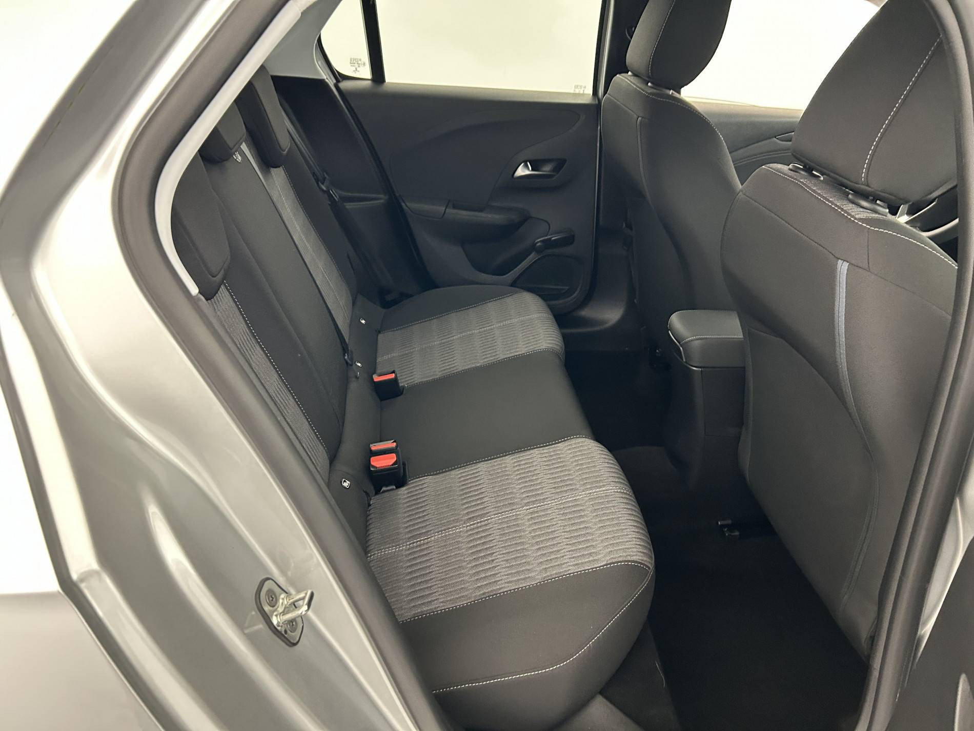 Vente en ligne Opel Corsa  1.5 Diesel 100 ch BVM6 au prix de 14 747 €