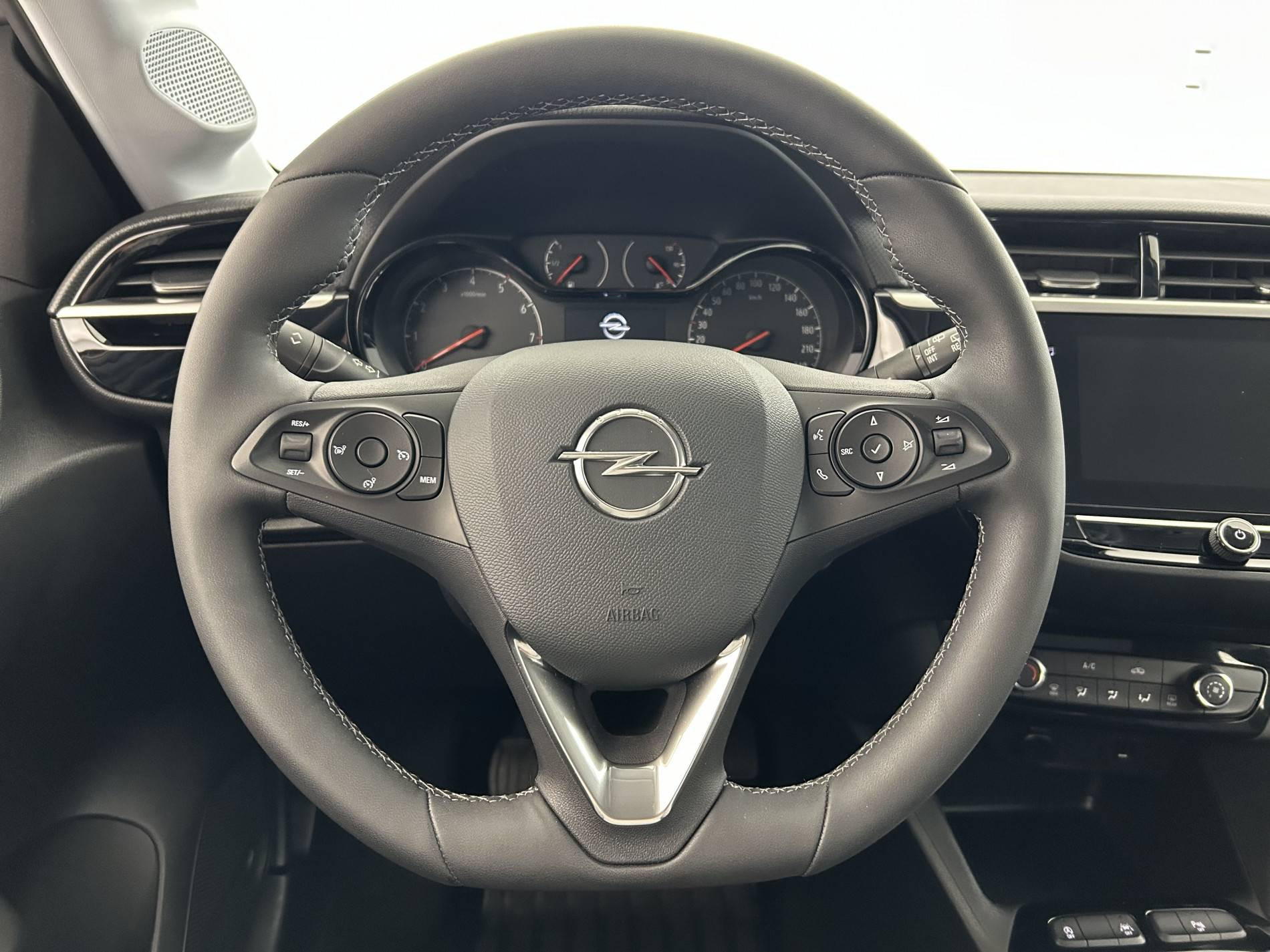 Vente en ligne Opel Corsa  1.5 Diesel 100 ch BVM6 au prix de 14 747 €