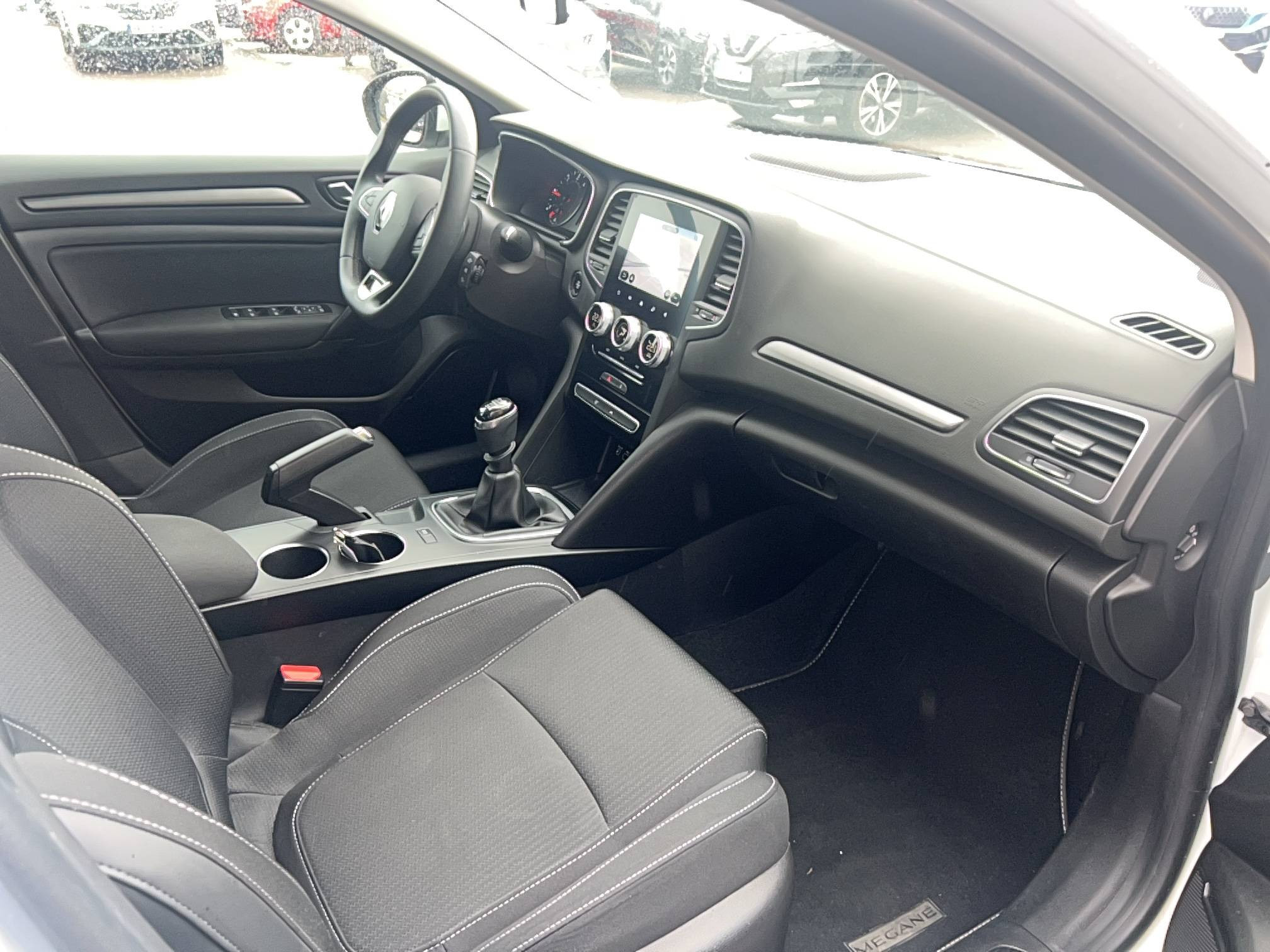 Vente en ligne Renault Megane 4 Mégane IV Berline Blue dCi 115 - 21N au prix de 18 491 €