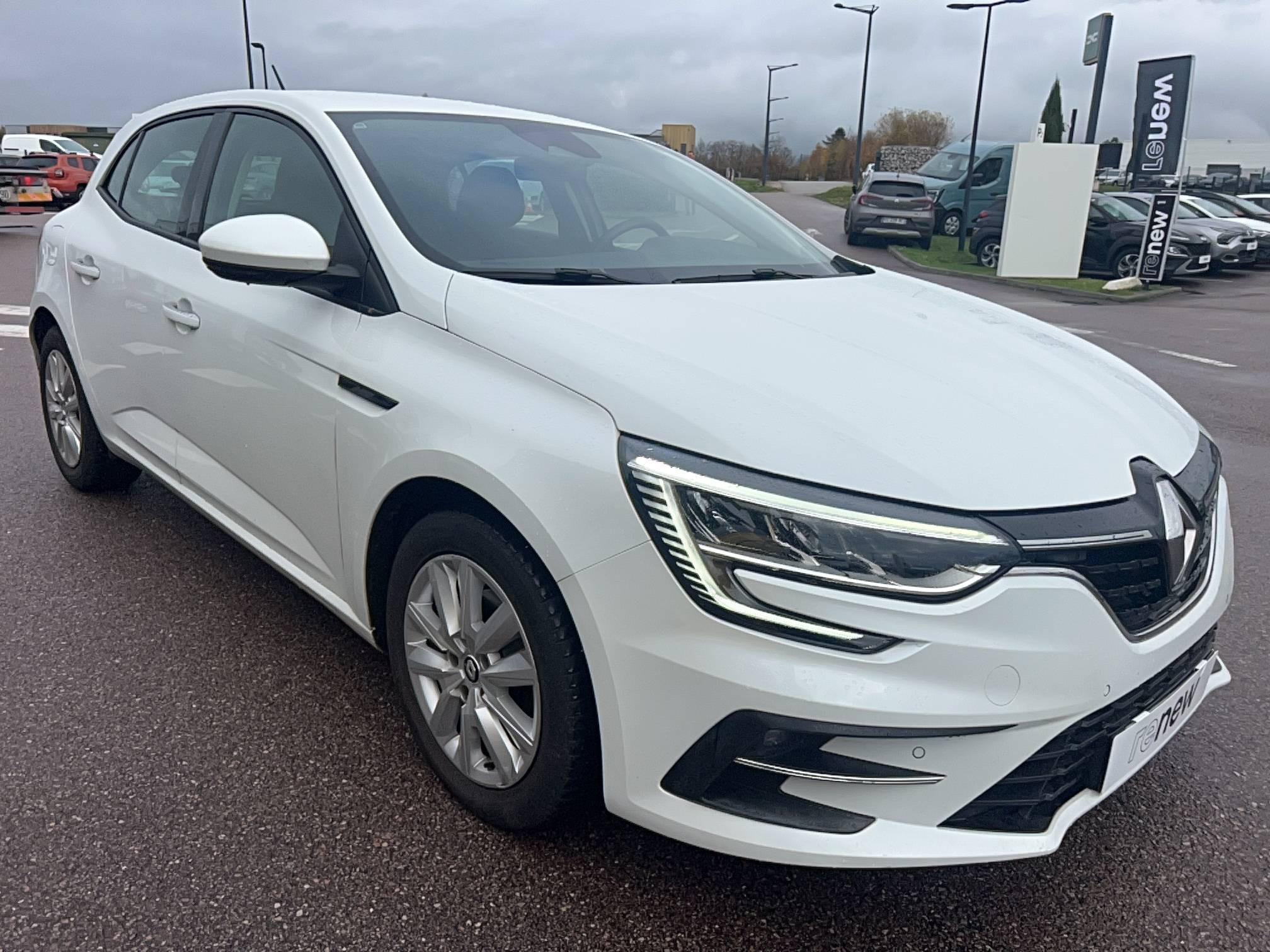 Vente en ligne Renault Megane 4 Mégane IV Berline Blue dCi 115 - 21N au prix de 18 491 €