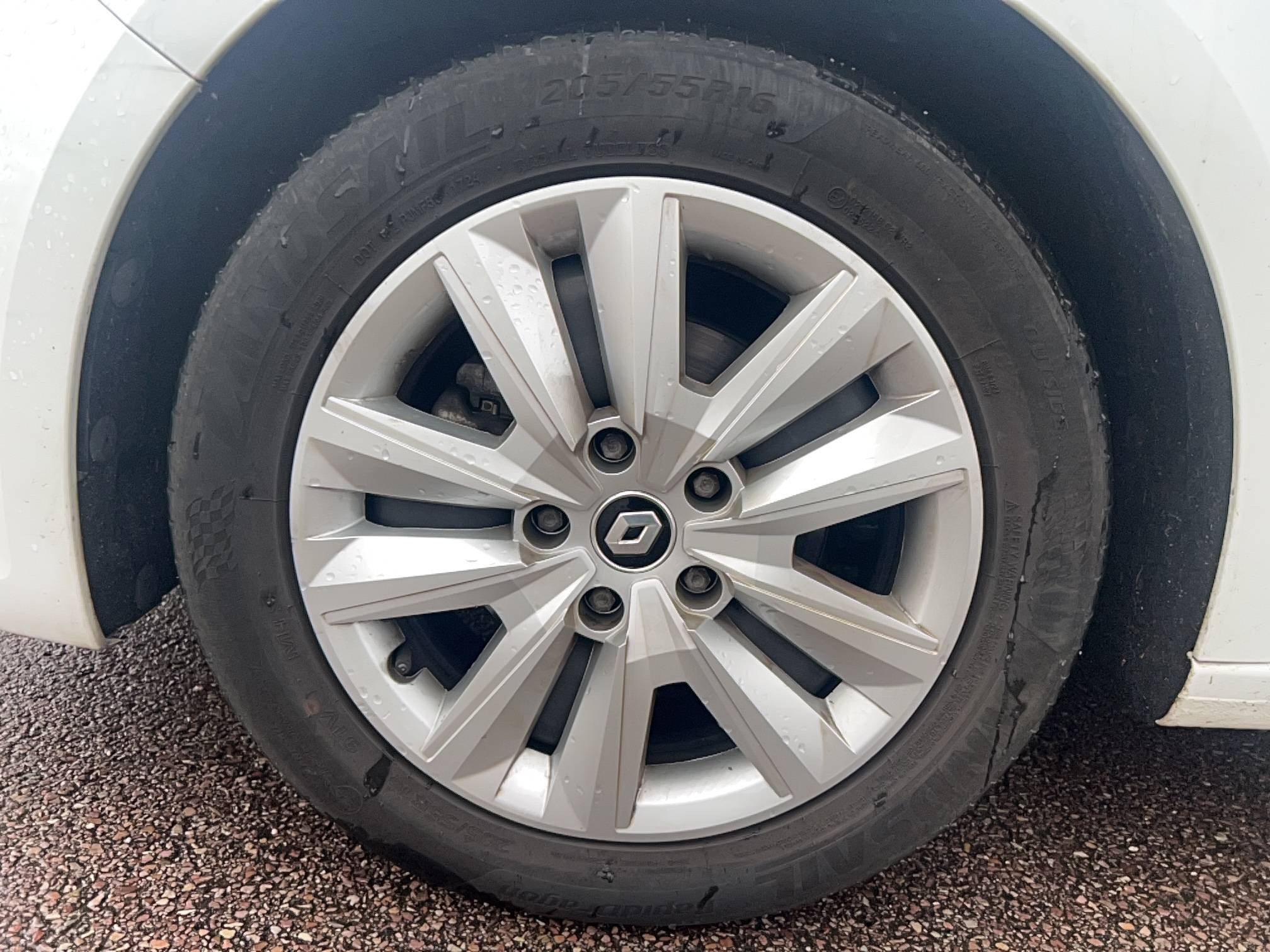 Vente en ligne Renault Megane 4 Mégane IV Berline Blue dCi 115 - 21N au prix de 18 491 €