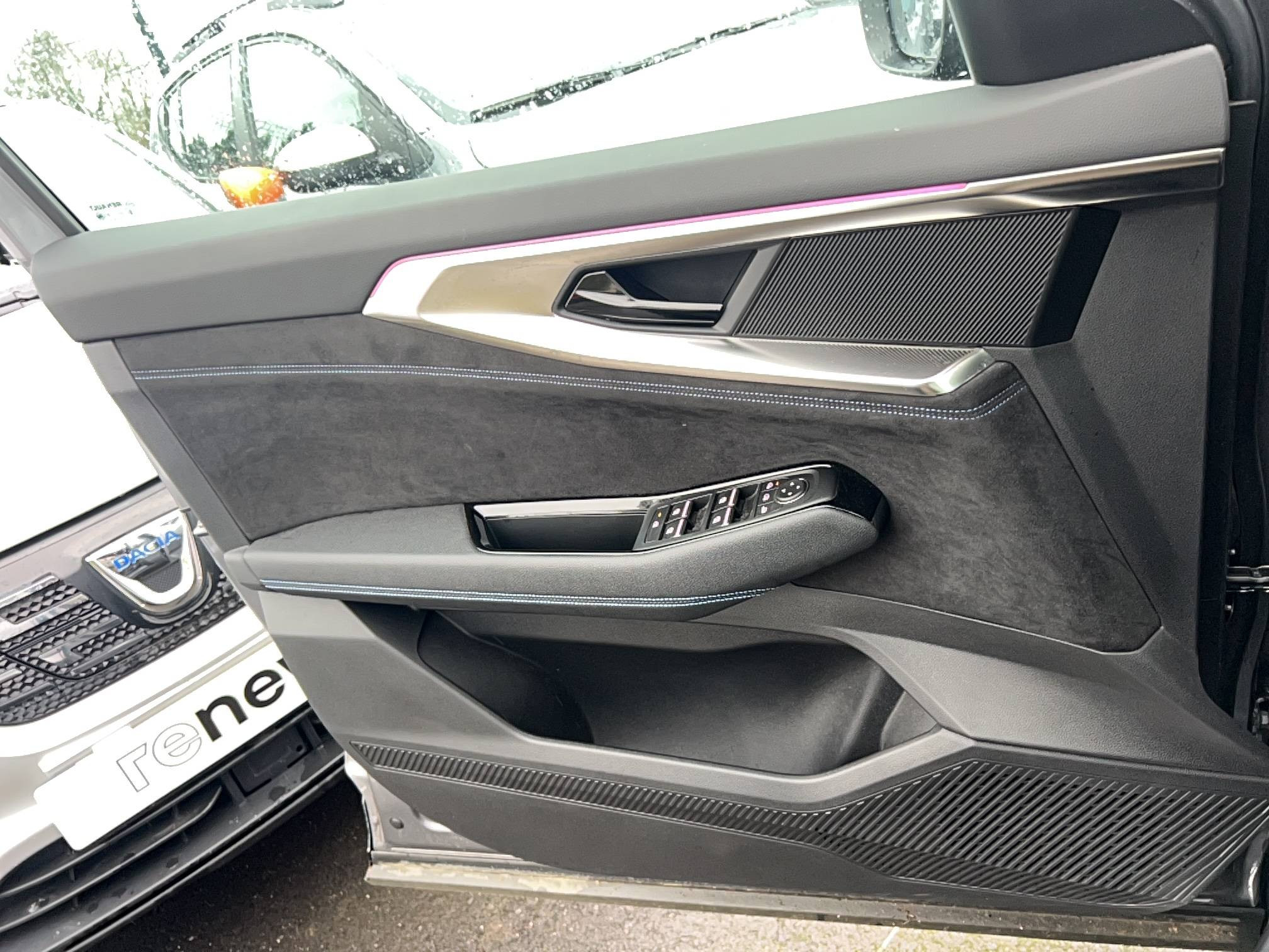 Vente en ligne Renault Espace Espace E-Tech hybrid 200 au prix de 32 991 €