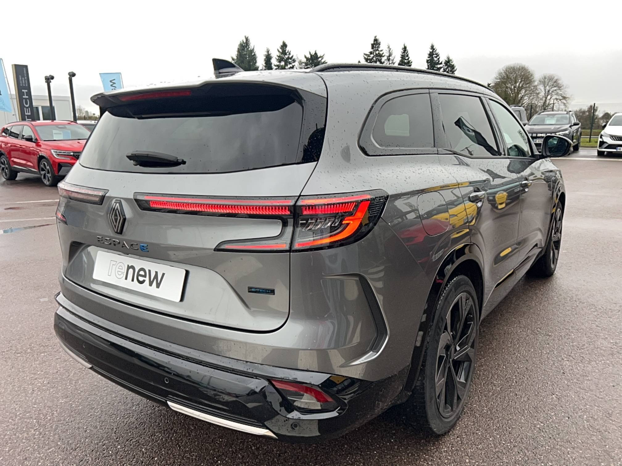 Vente en ligne Renault Espace Espace E-Tech hybrid 200 au prix de 32 991 €