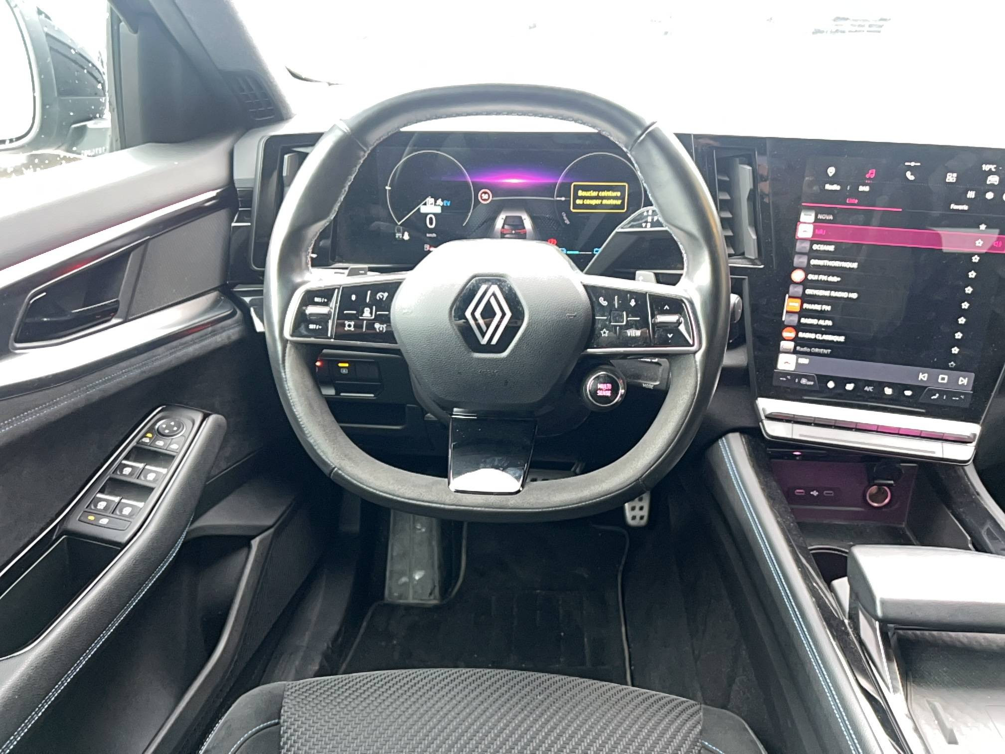 Vente en ligne Renault Espace Espace E-Tech hybrid 200 au prix de 32 991 €