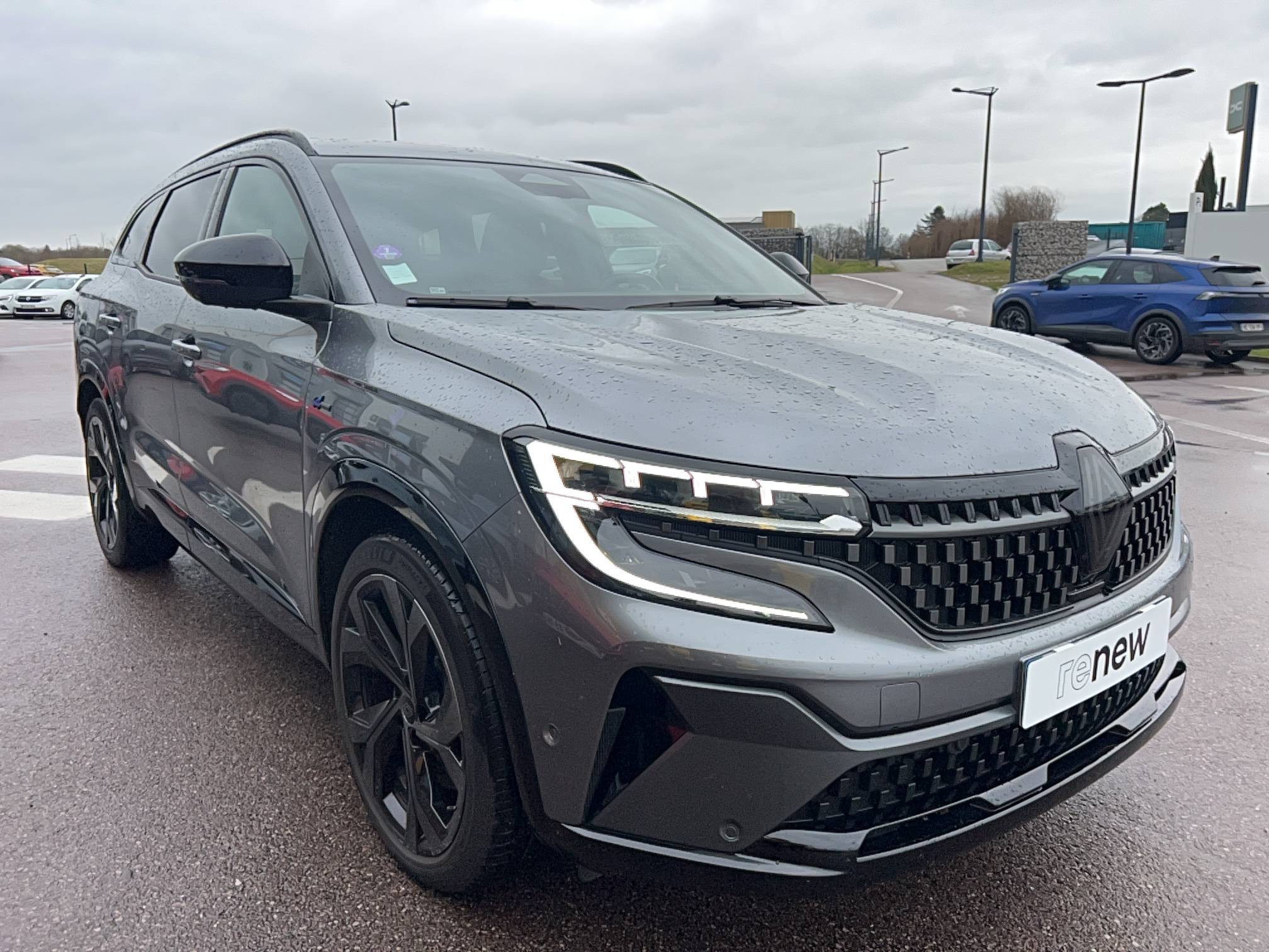 Vente en ligne Renault Espace Espace E-Tech hybrid 200 au prix de 32 991 €