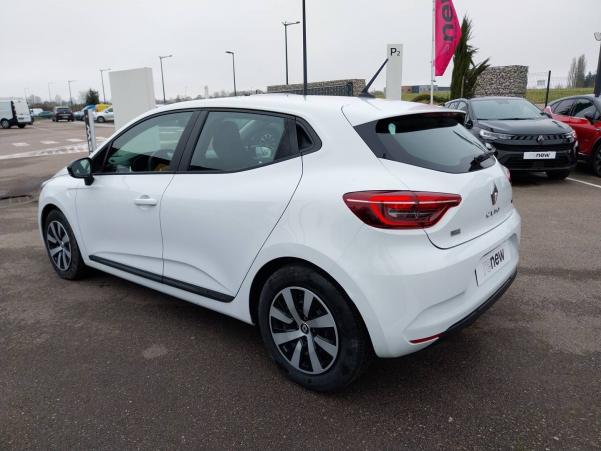 Vente en ligne Renault Clio 5 Clio E-Tech full hybrid 145 au prix de 18 459 €