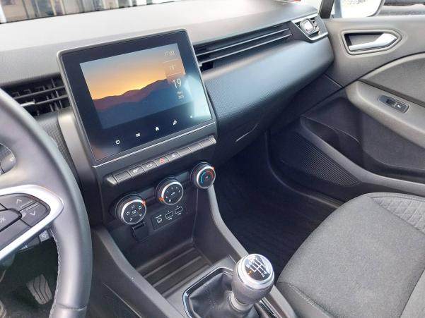 Vente en ligne Renault Clio 5 Clio TCe 90 - 21N au prix de 13 981 €