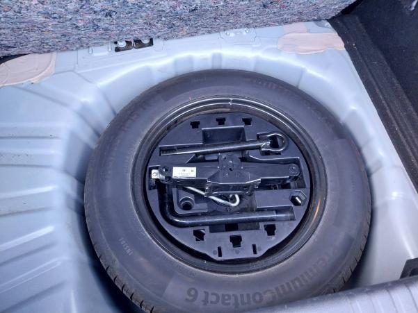Vente en ligne Renault Clio 5 Clio TCe 90 - 21N au prix de 13 981 €