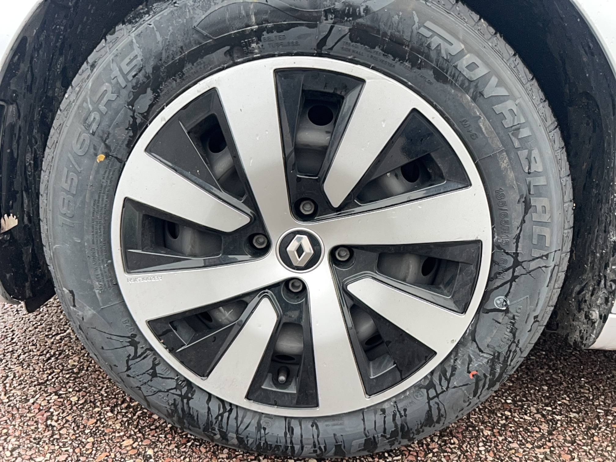 Vente en ligne Renault Clio 5 Clio TCe 90 au prix de 14 491 €