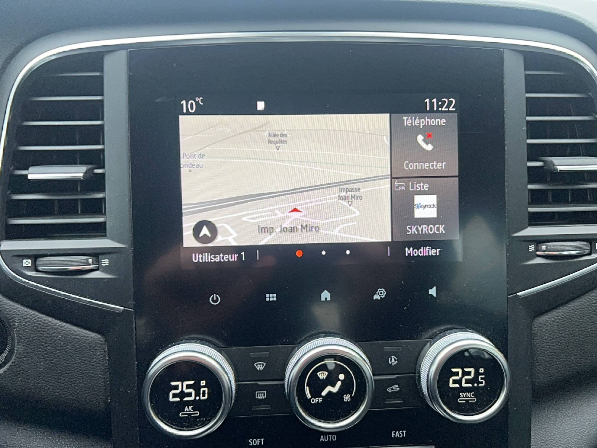 Vente en ligne Renault Megane 4  Blue dCi 115 EDC au prix de 18 491 €