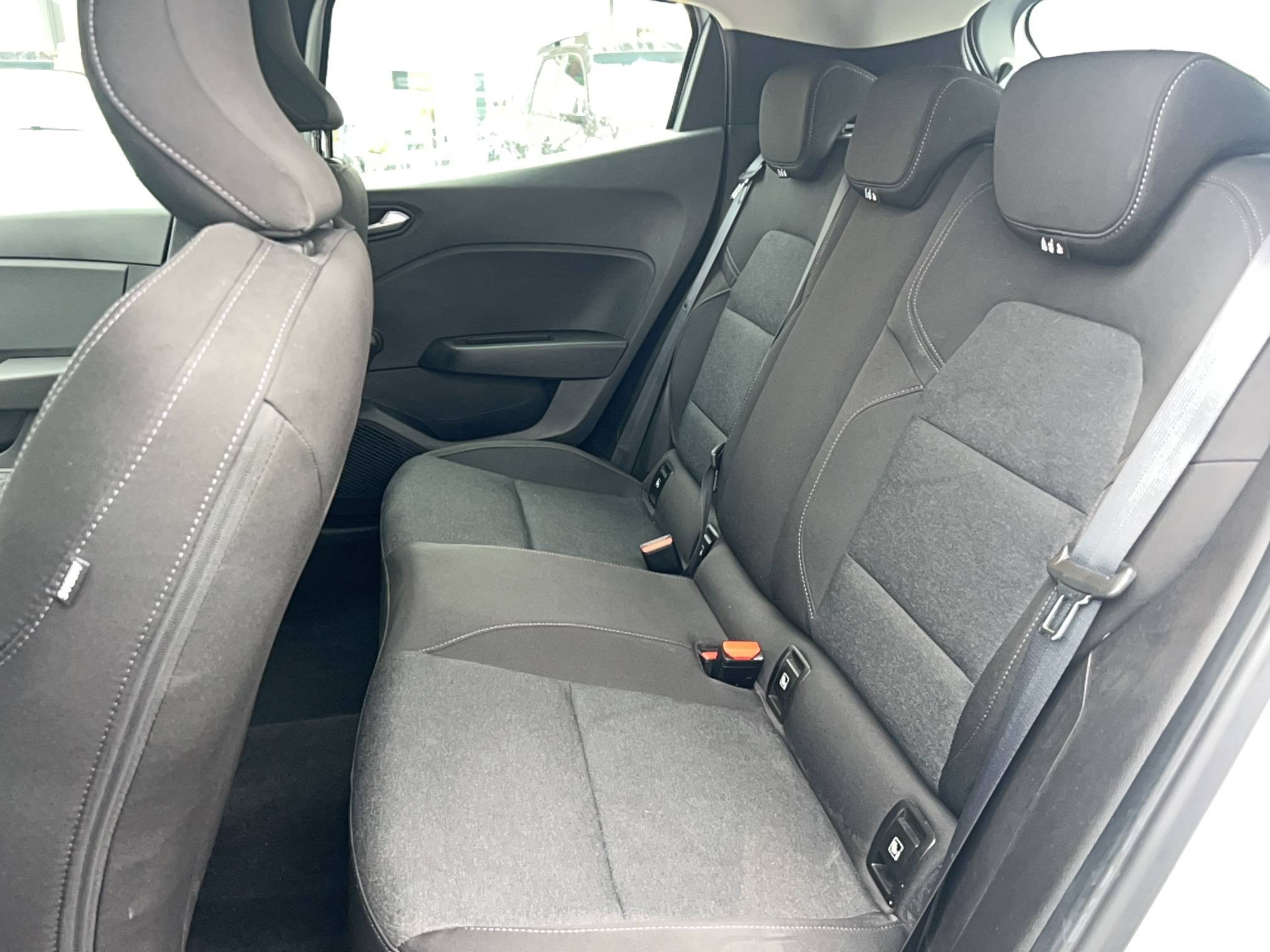 Vente en ligne Renault Clio 5 Clio TCe 90 au prix de 14 491 €