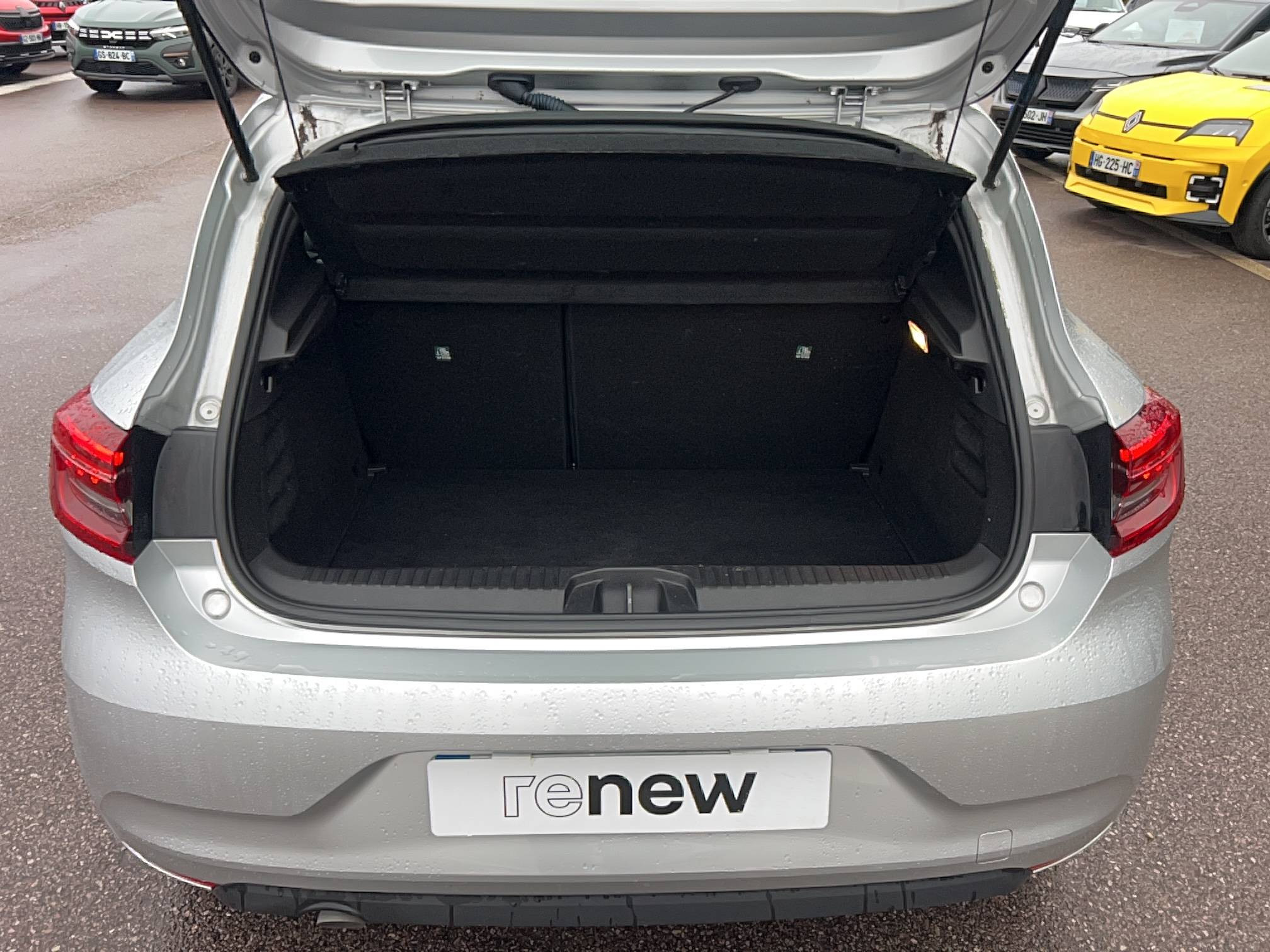 Vente en ligne Renault Clio 5 Clio TCe 90 au prix de 14 491 €