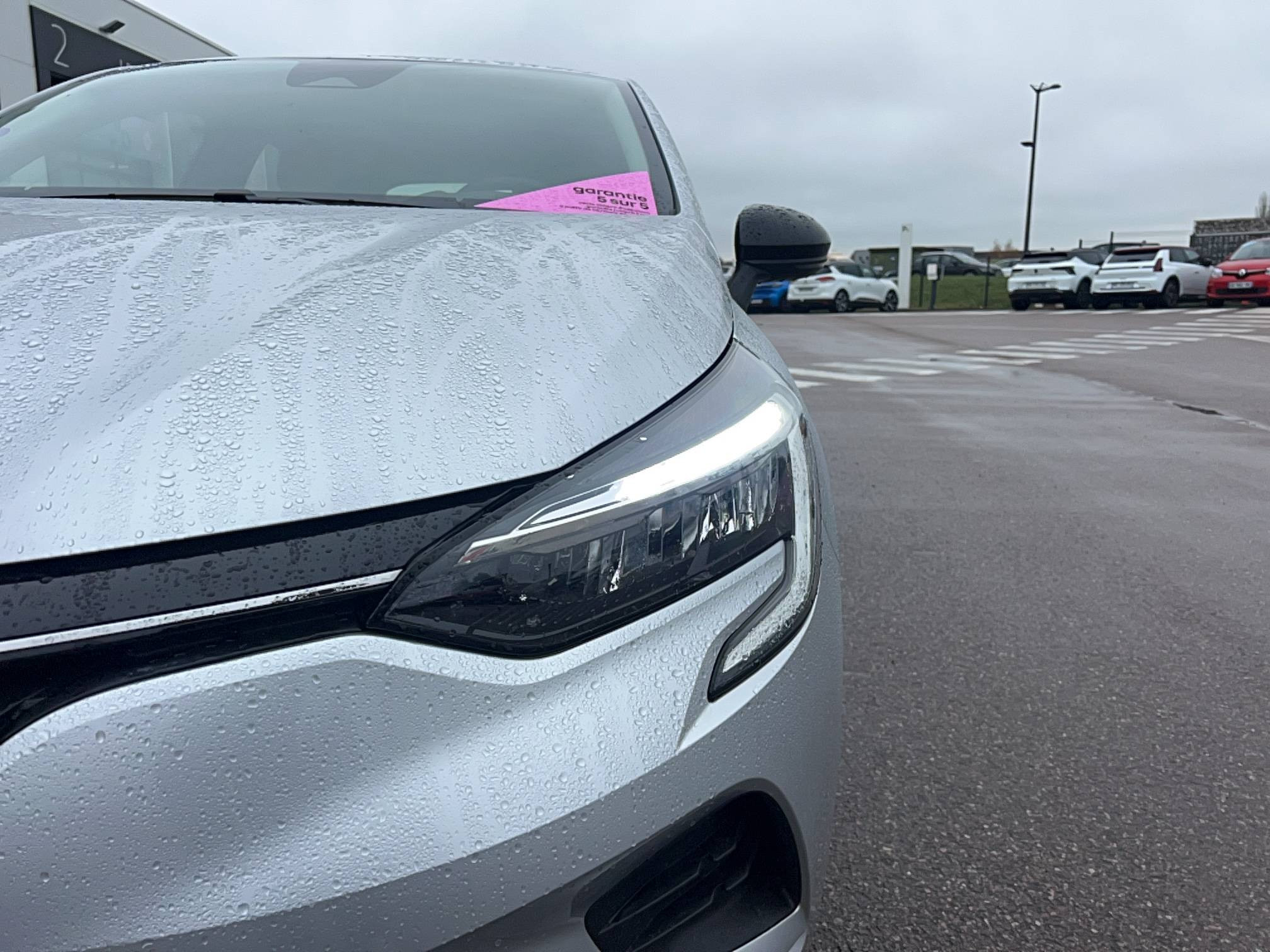 Vente en ligne Renault Clio 5 Clio TCe 90 au prix de 14 491 €