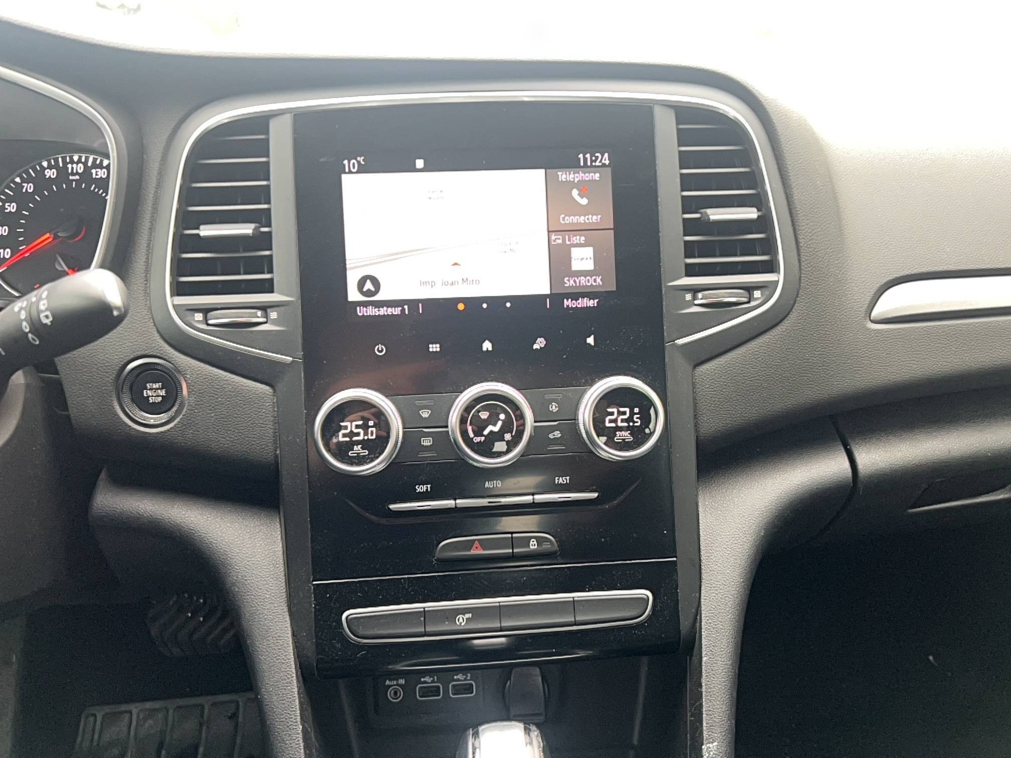 Vente en ligne Renault Megane 4  Blue dCi 115 EDC au prix de 18 491 €