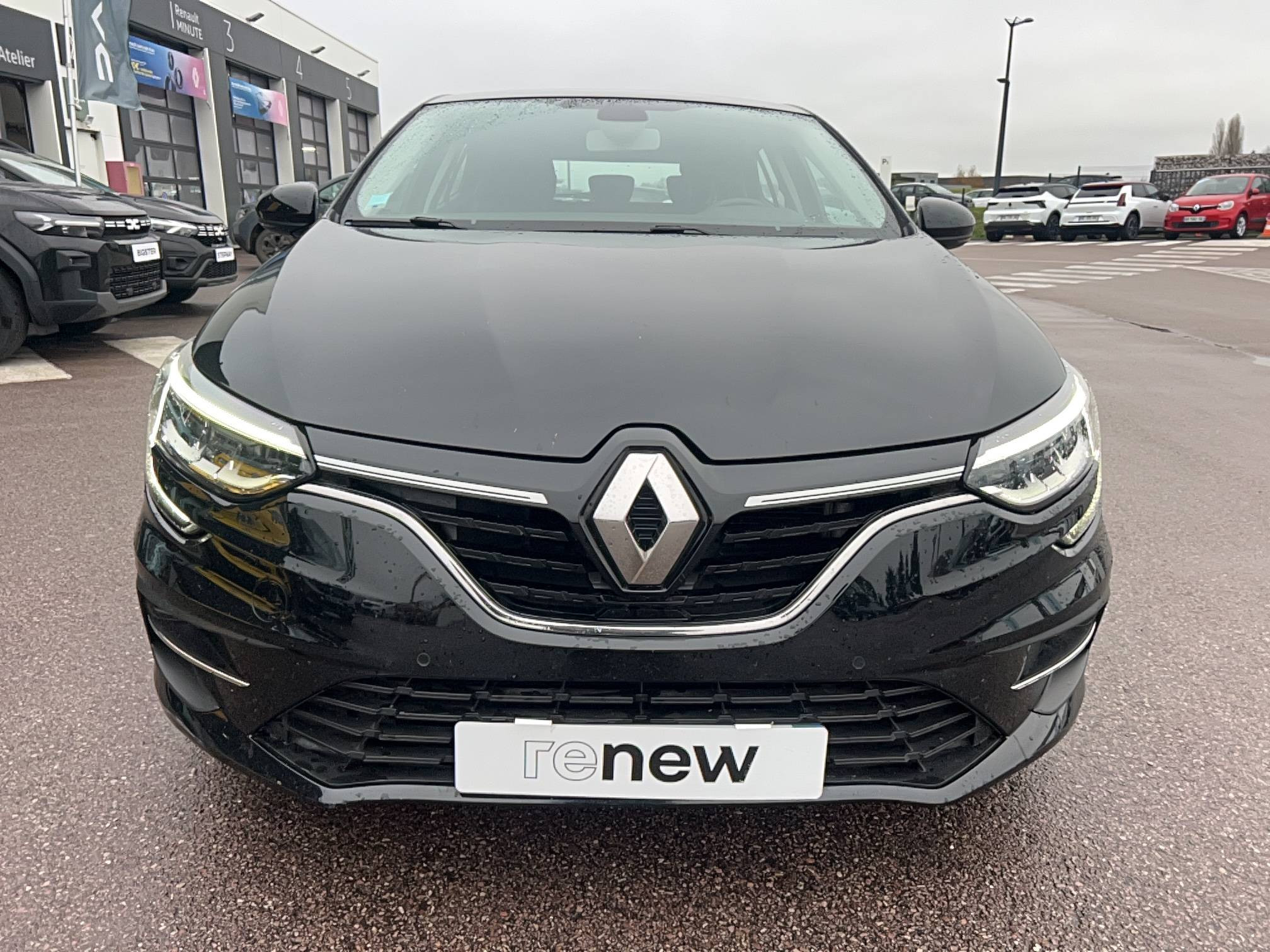 Vente en ligne Renault Megane 4  Blue dCi 115 EDC au prix de 18 491 €