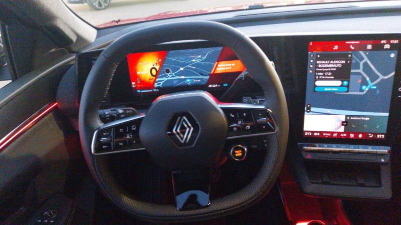Vente en ligne Renault Scenic E-Tech Scenic E-Tech electrique 220 ch grande autonomie au prix de 41 290 €