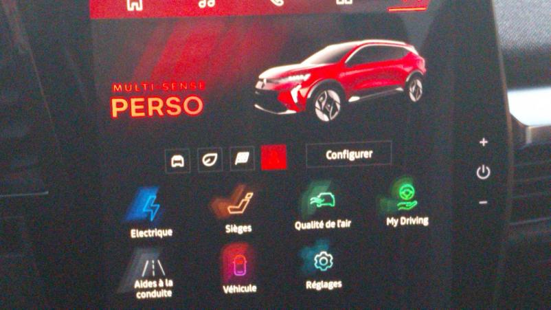 Vente en ligne Renault Scenic E-Tech Scenic E-Tech electrique 220 ch grande autonomie au prix de 41 290 €