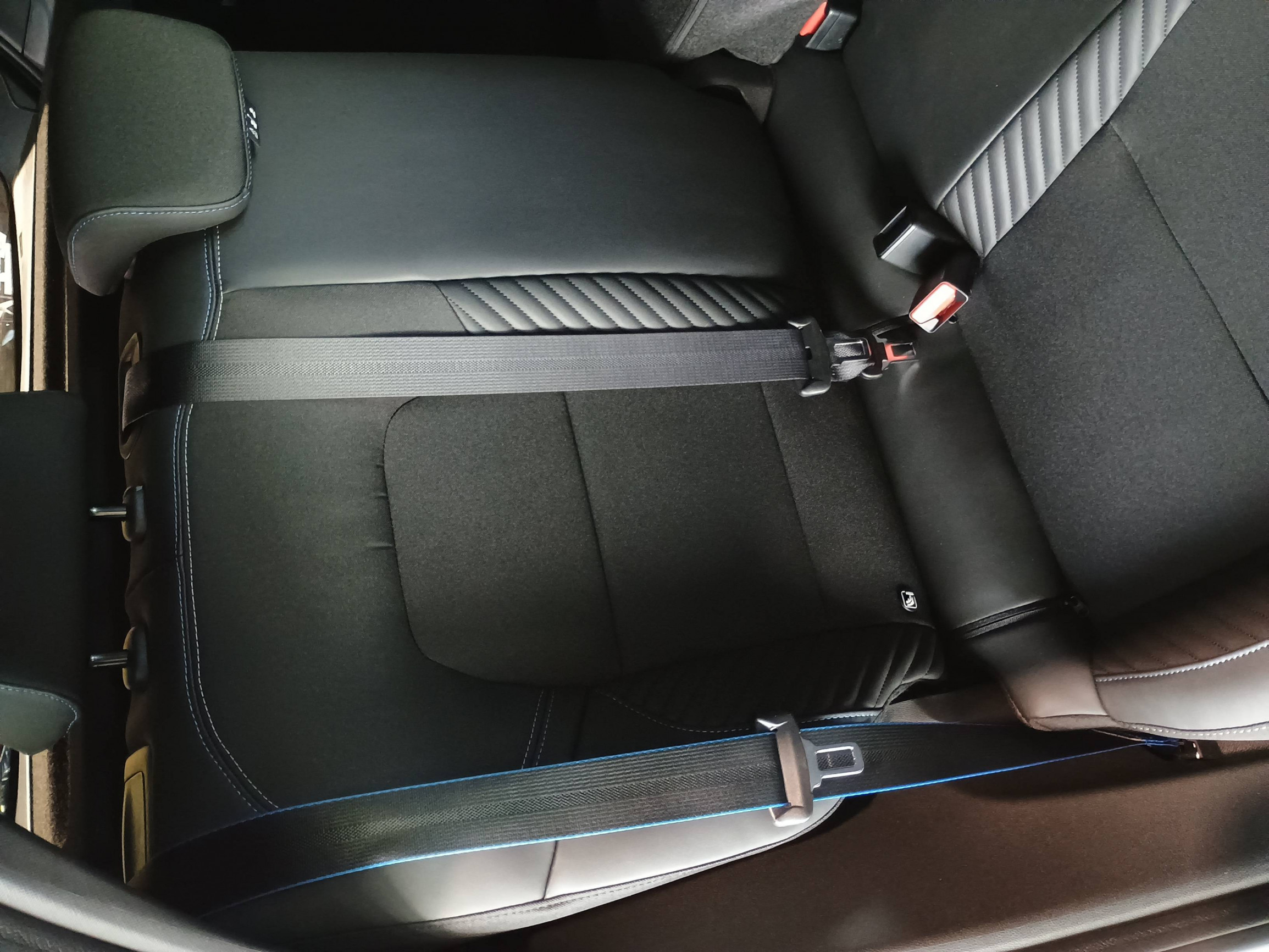 Vente en ligne Renault Symbioz  E-Tech full hybrid 160 ch au prix de 35 649 €