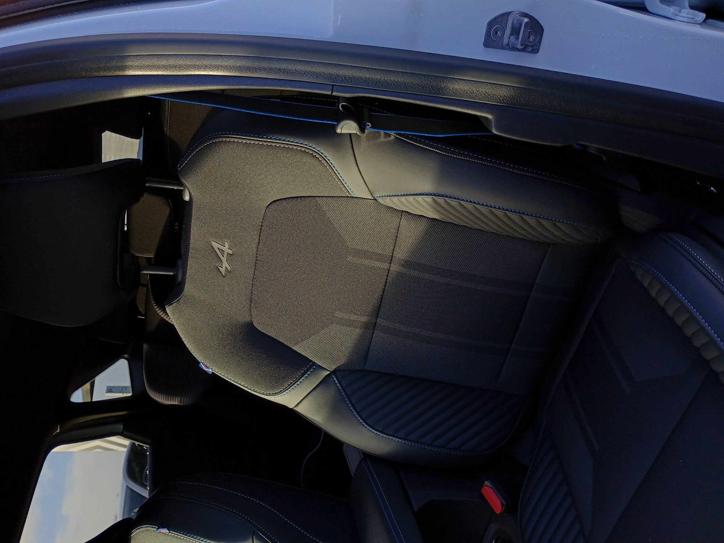 Vente en ligne Renault Symbioz  E-Tech full hybrid 160 ch au prix de 35 649 €