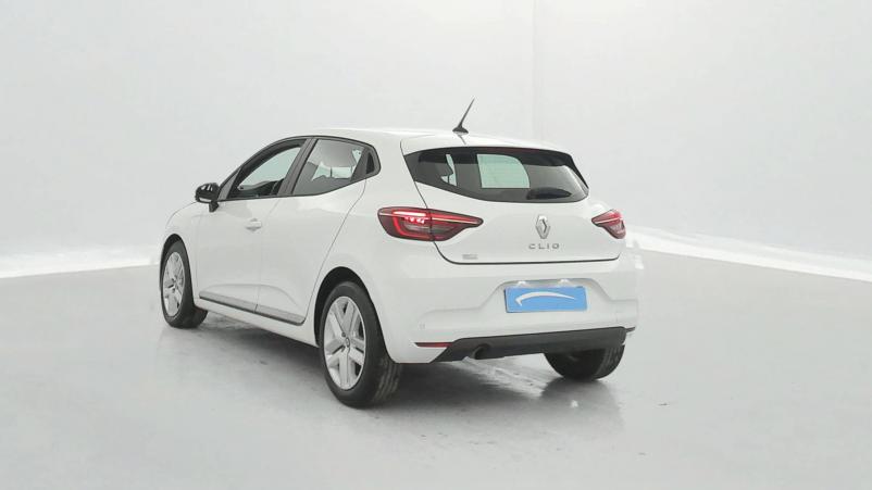 Vente en ligne Renault Clio 5 CLIO SOCIETE BLUE DCI 100 - 21N au prix de 14 990 €