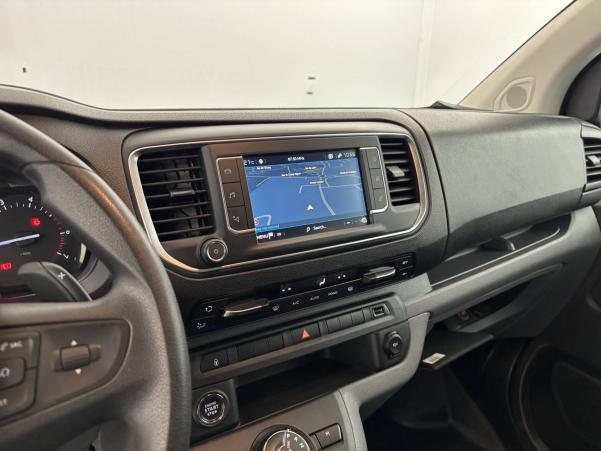 Vente en ligne Peugeot Expert EXPERT FGN TOLE M BLUEHDI 180 S&S EAT8 au prix de 31 491 €