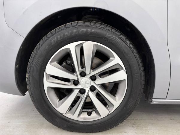 Vente en ligne Peugeot Expert EXPERT FGN TOLE M BLUEHDI 180 S&S EAT8 au prix de 31 491 €