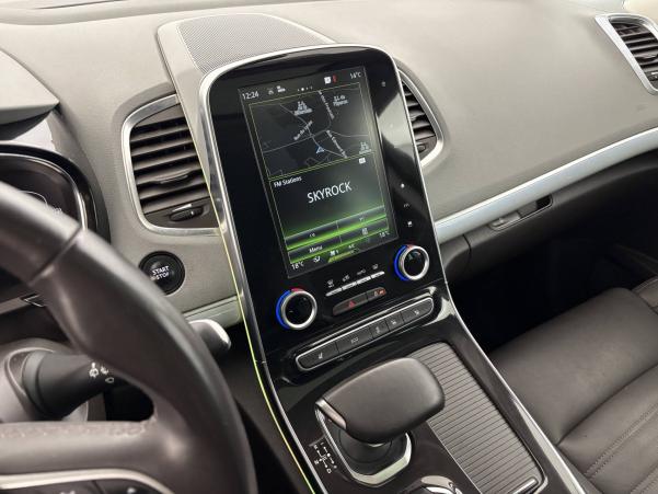 Vente en ligne Renault Espace 5 Espace Tce 225 Energy au prix de 18 491 €