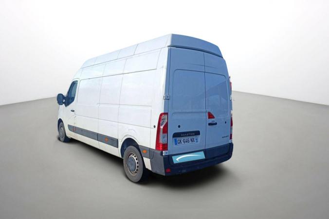 Vente en ligne Renault Master 3 Fourgon MASTER FGN TRAC F3500 L3H3 BLUE DCI 145 au prix de 26 497 €