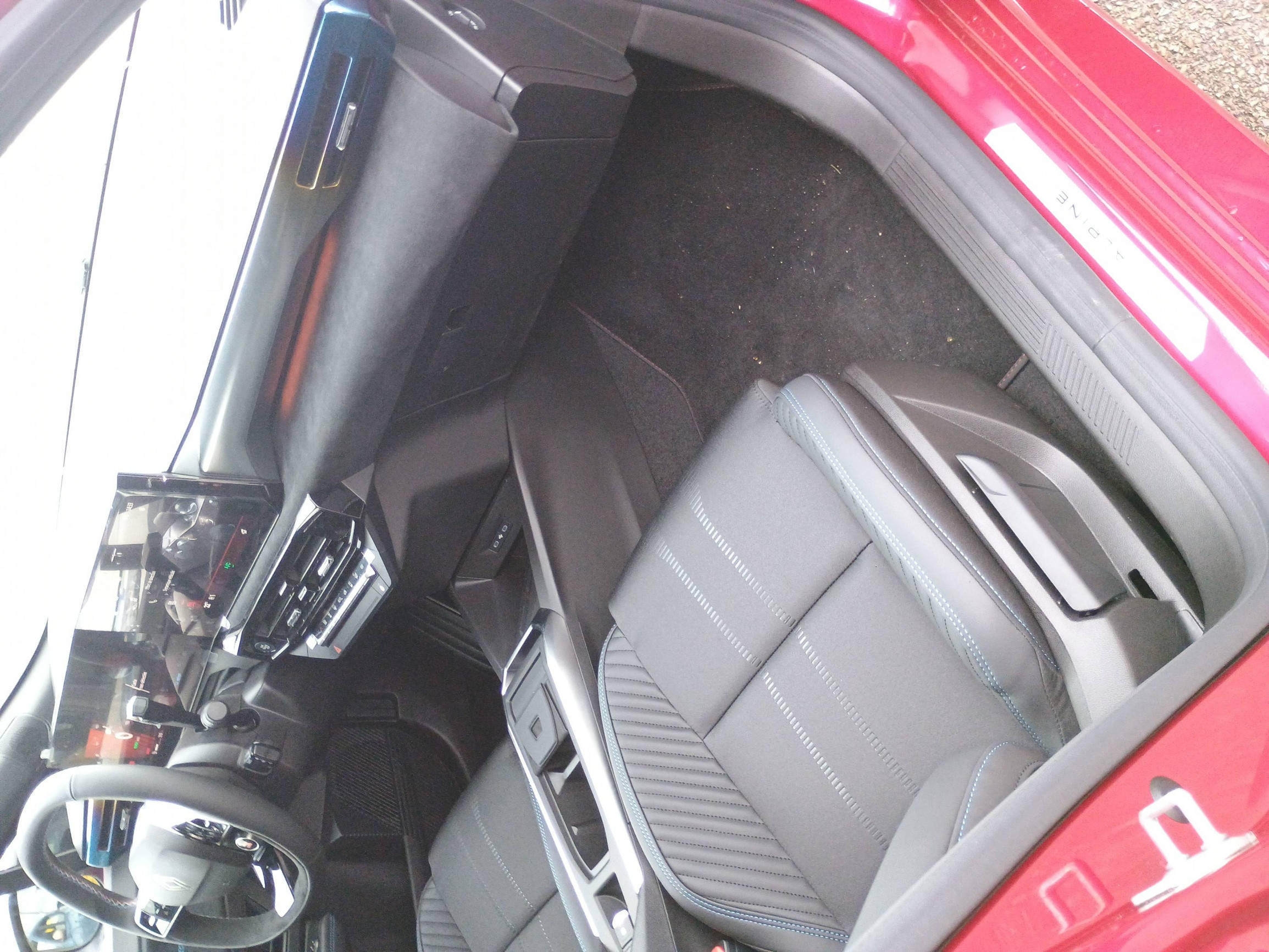 Vente en ligne Renault Clio 6 Clio E-Tech full hybrid 160 ch au prix de 28 800 €