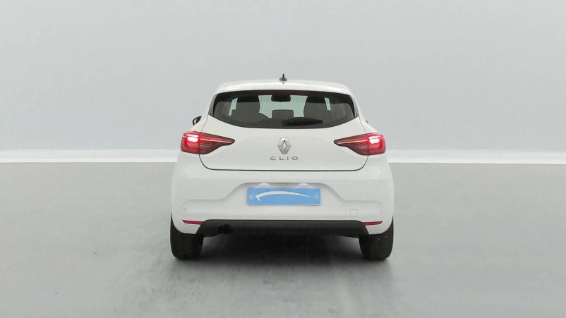 Vente en ligne Renault Clio 5 Clio Blue dCi 100 - 21N au prix de 13 687 €