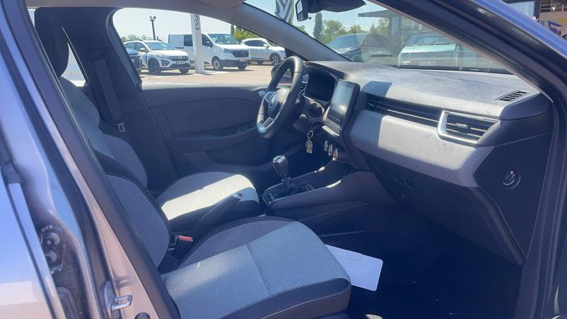 Vente en ligne Renault Clio 5 Clio dCi 100 au prix de 18 791 €