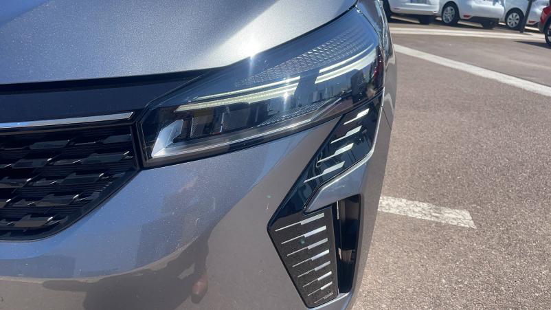 Vente en ligne Renault Clio 5 Clio dCi 100 au prix de 18 791 €