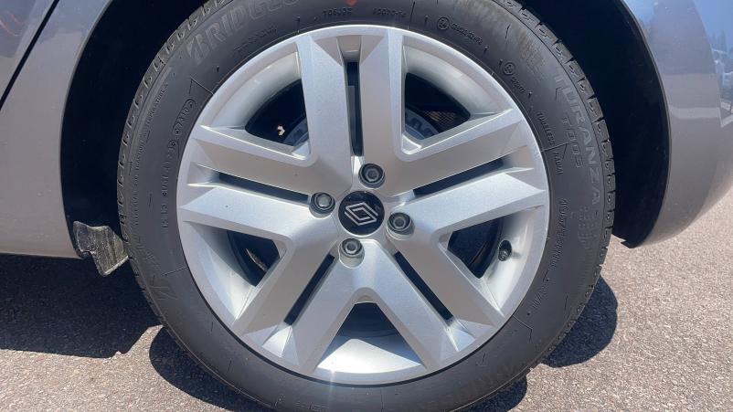Vente en ligne Renault Clio 5 Clio dCi 100 au prix de 18 791 €